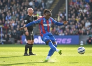 开云APP-水晶宫球员赞助商争议，官宣退出让球队雪上加霜的简单介绍