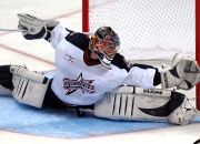 开云平台-76人加时击溃公牛！等等，接管比赛的詹姆斯是谁？