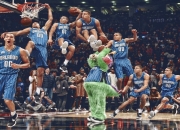 开云体育官网-跨越球场的英雄时刻，足球加时险胜与篮球季后赛接管的共鸣