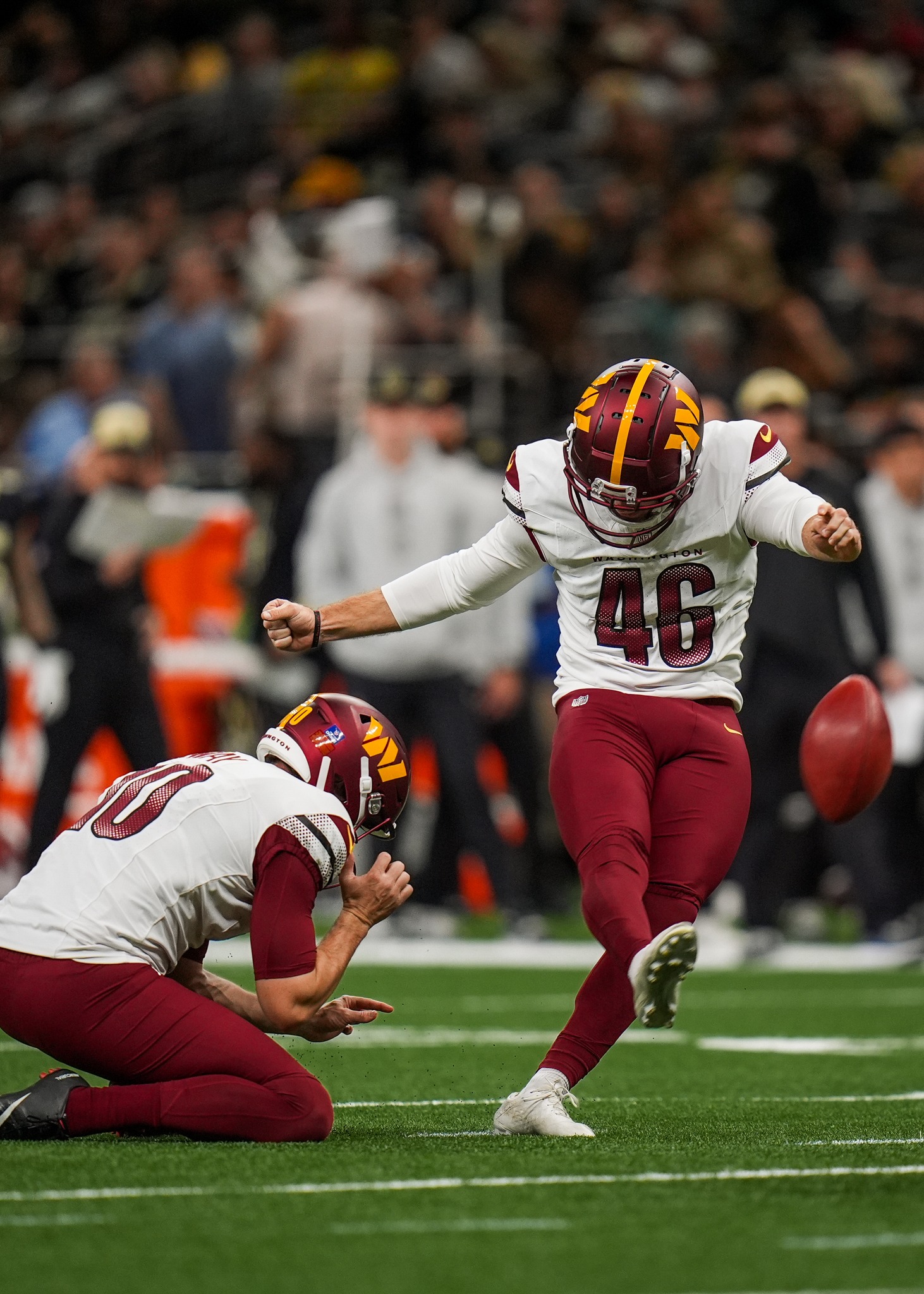 橄榄球战术调整奏效，成功扭转局势的简单介绍