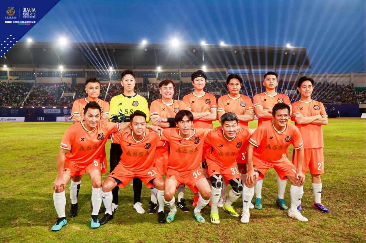 球队后备队员亮相比赛场地,展现实力 球队后备队员亮相比赛场地,展现实力