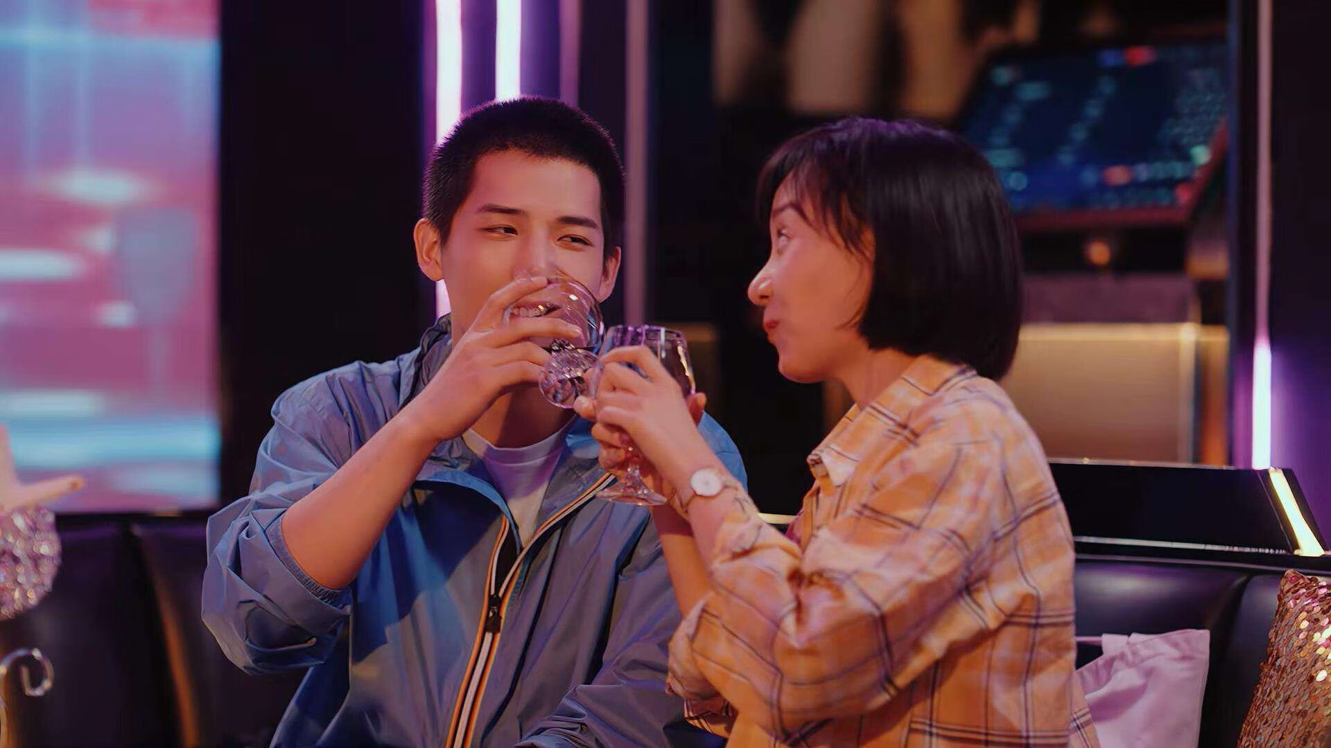 史诗之夜,恩比德封神统治全场,绿军快船血战至最后一秒