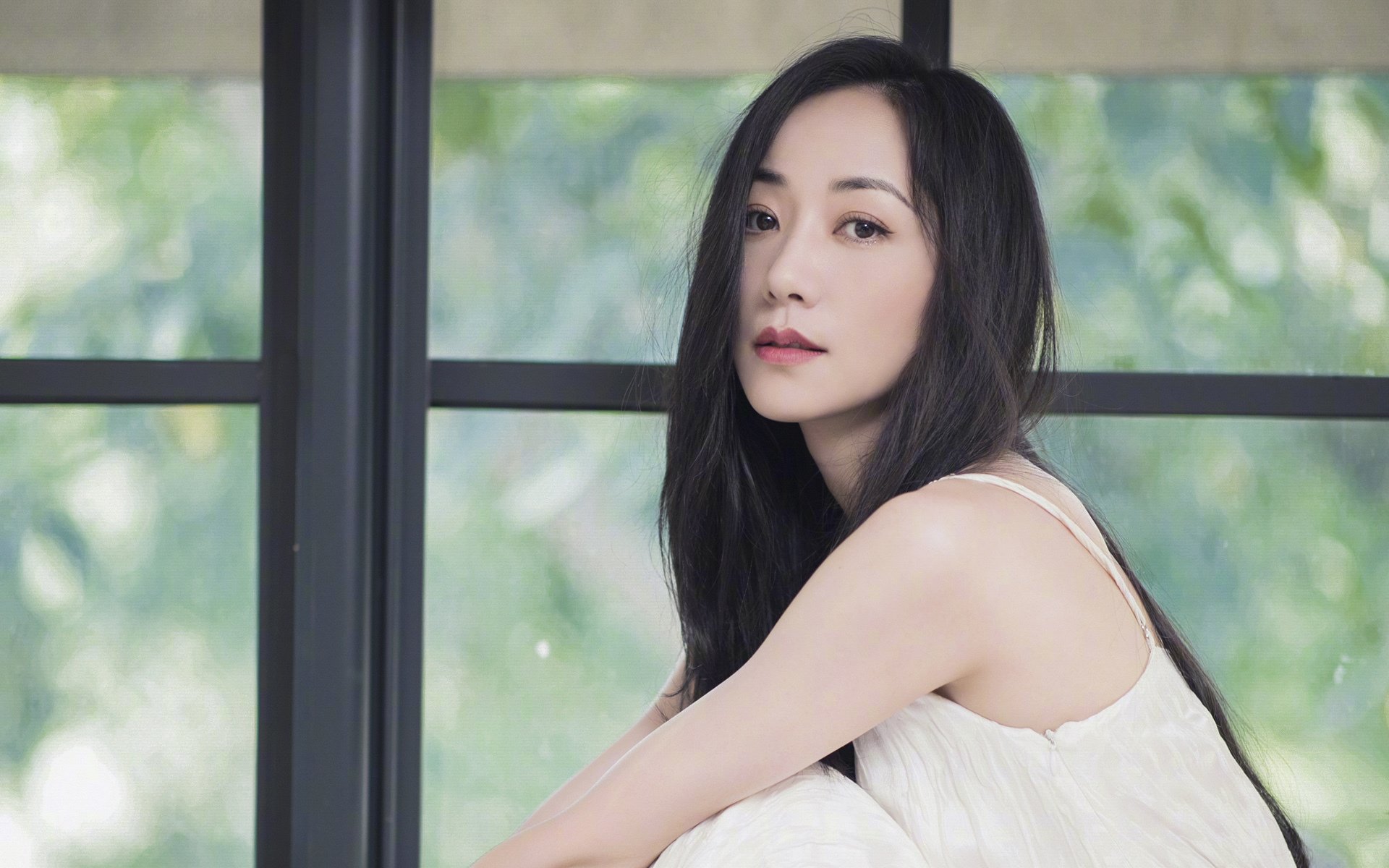 东决烽火映绿茵,葡萄牙生死战突围,体育世界的双重狂想曲