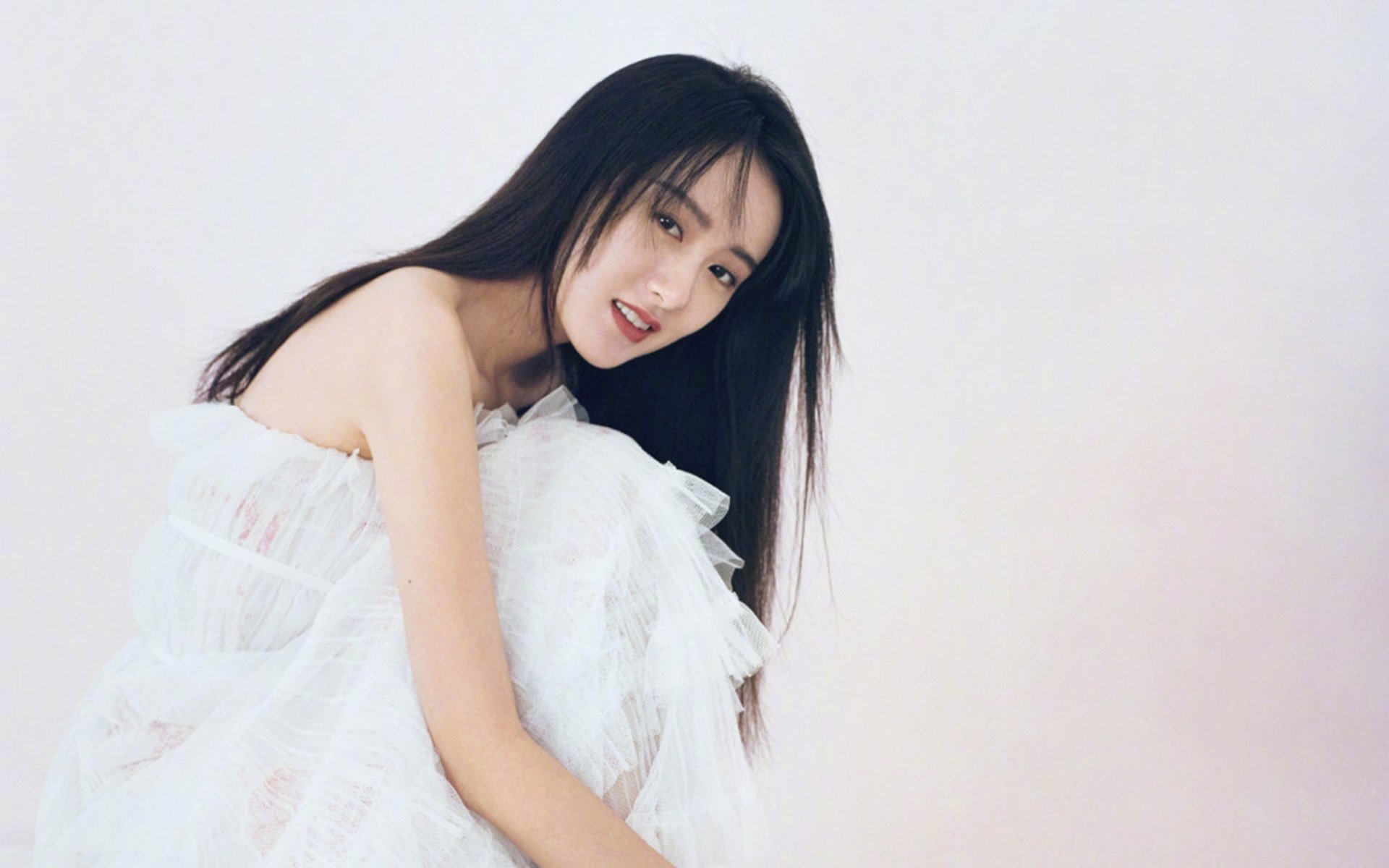 硬仗王者的双重奏鸣,厄德高破茧与巴拉圭铁蹄踏碎星月神话