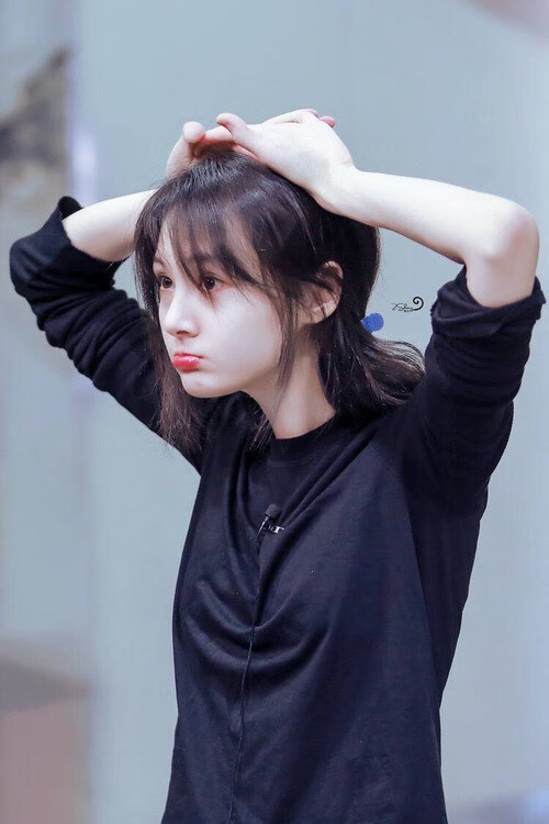 当绿茵场遇上硬木地板，体育何以成就不分畛域的激情史诗