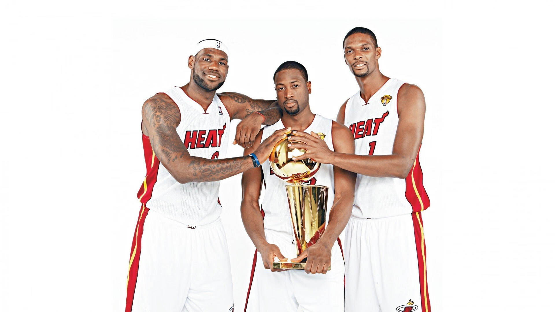 铁血勇士强压活塞,杰伦·格林节奏艺术征服赛场