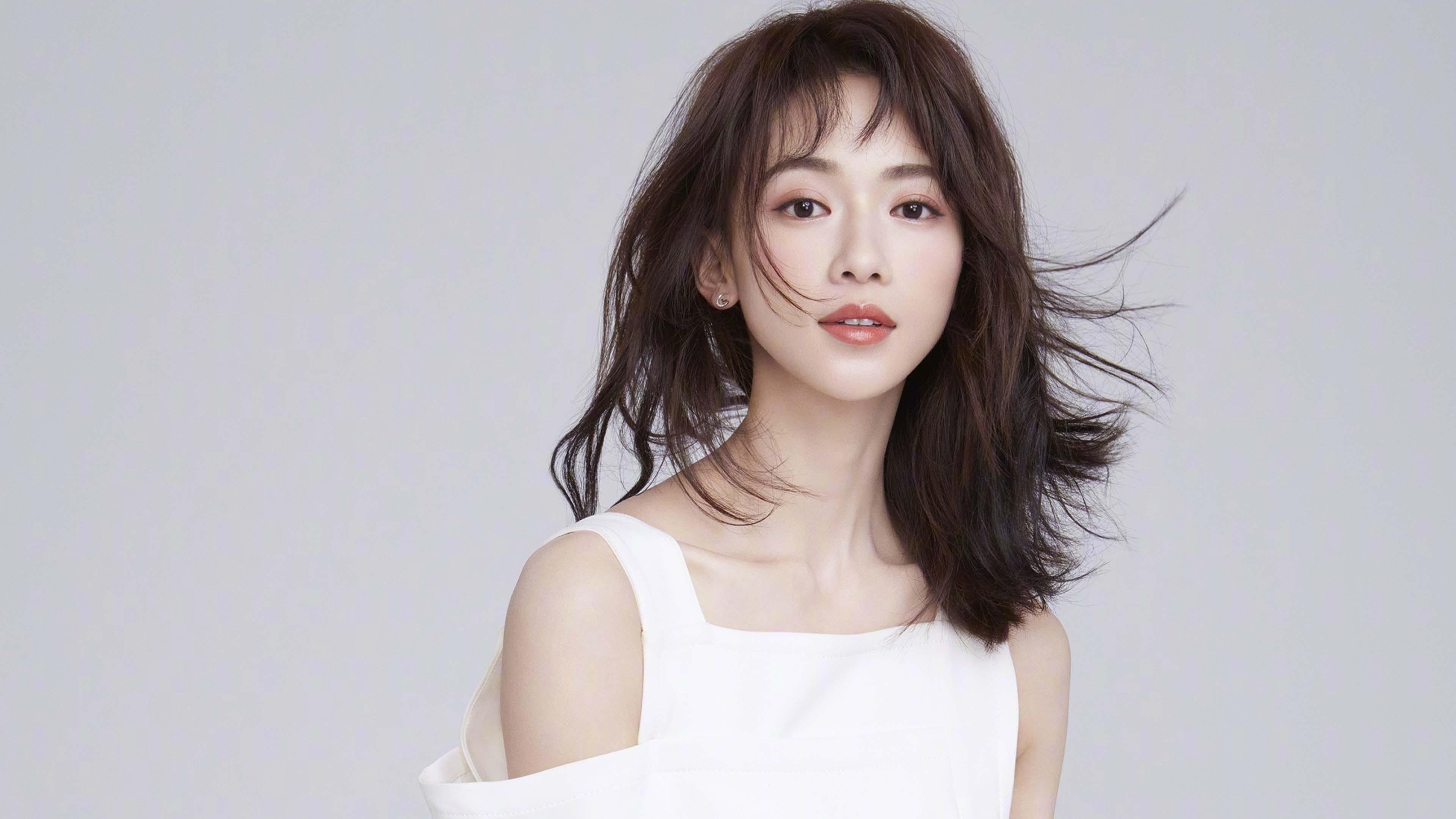 两个半球，同一种足球，斯通斯的艺术与伊拉克的铁壁