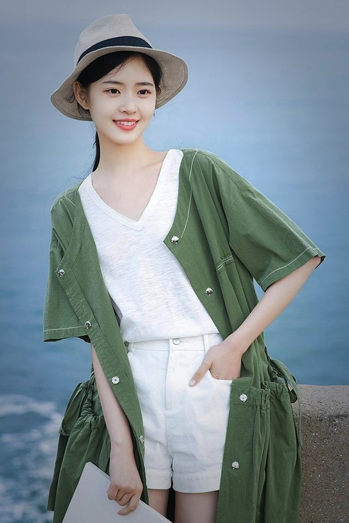 绿茵场上的两种胜利，格纳布里爆发与爱尔兰的硬仗哲学