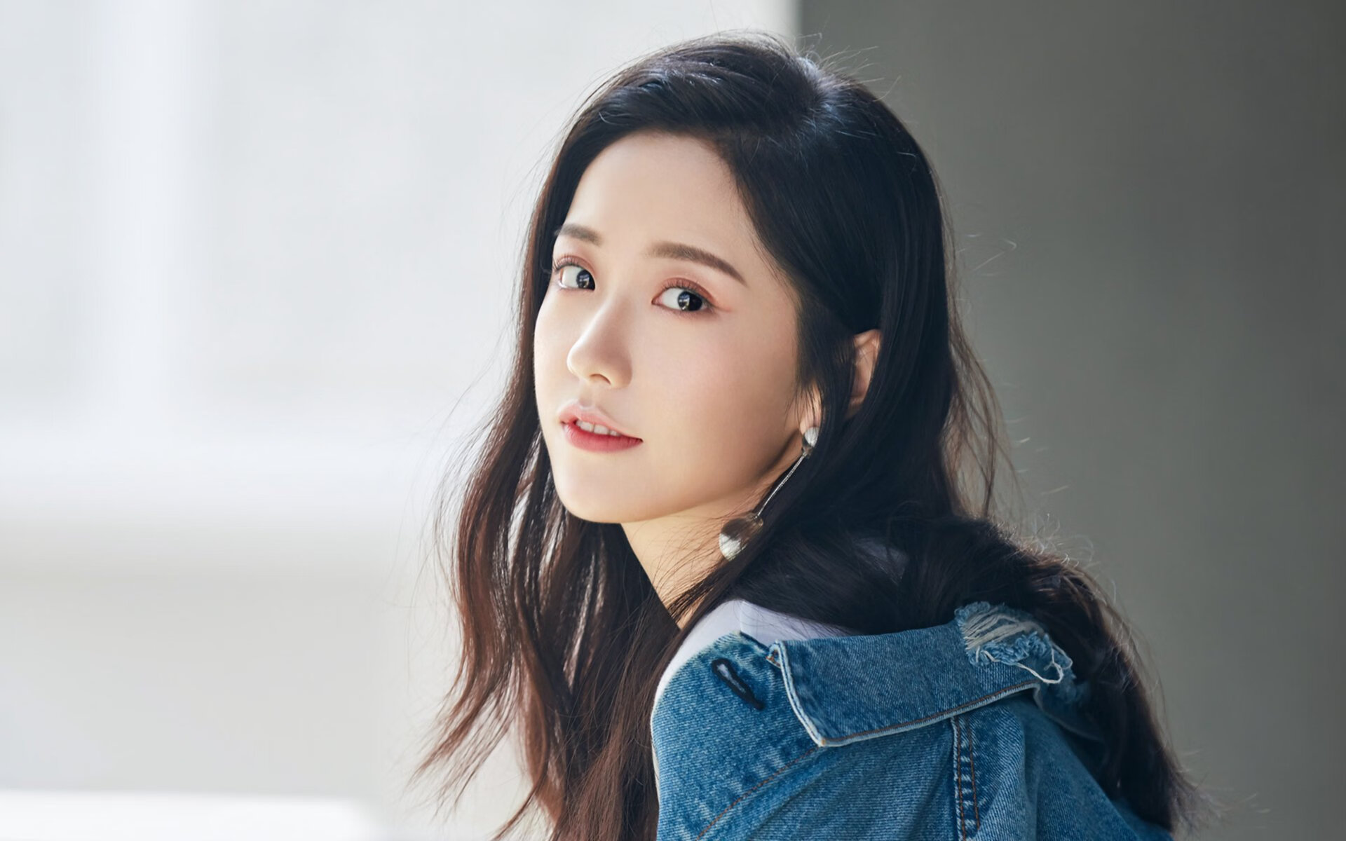 边界的微光，当英格拉姆的触球成为人类可能性的刻度