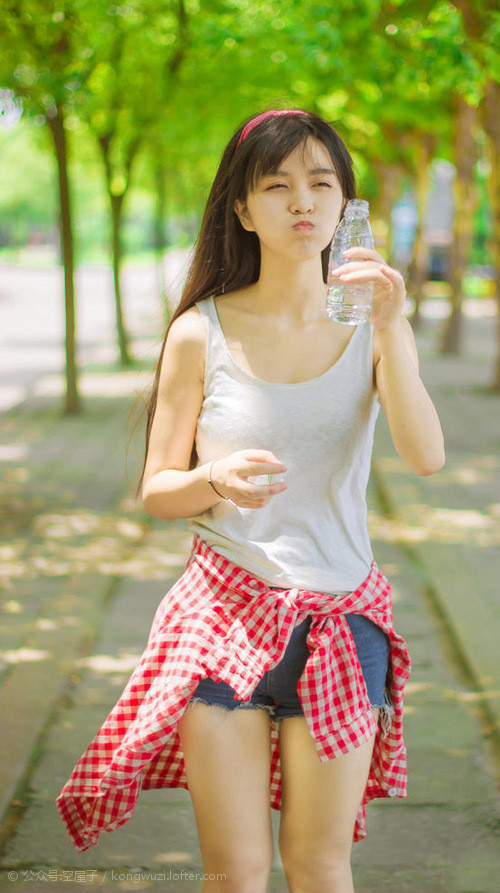 蓝黄铁幕,当布罗佐维奇用跑动定义足球的现代性—2026世界杯E组焦点战,厄瓜多尔如何用隐形力量击碎枫叶之梦